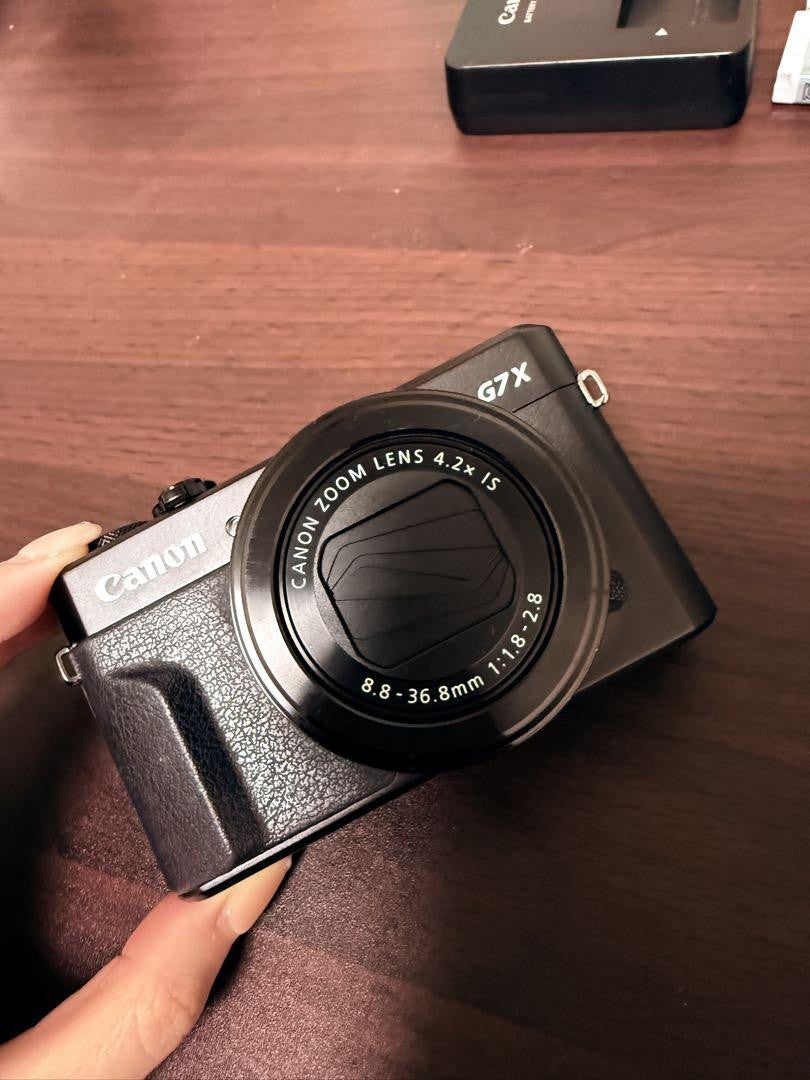 Canon PowerShot G7 X Mark II Digital Camera With 128gb sd card